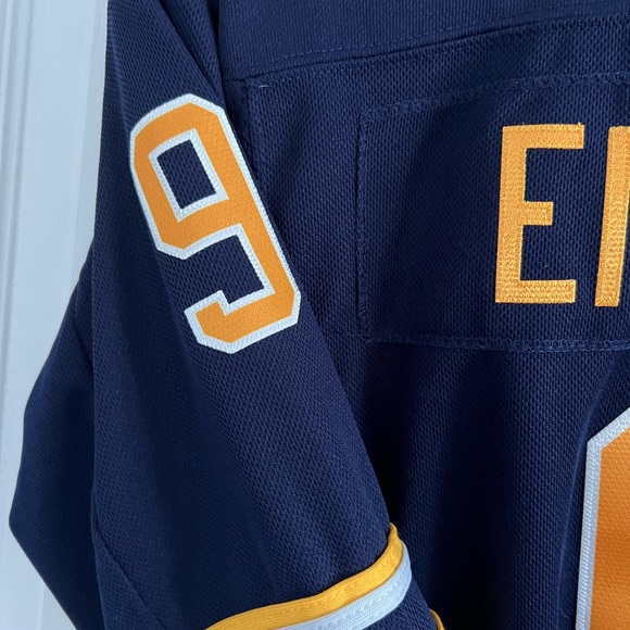 New No Tags Jack Eichel Buffalo Sabres NHL Jersey Kids S-M 🦬 - Picture 7 of 8